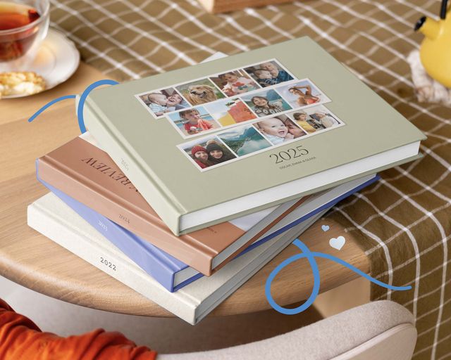 Jahrbücher: Gestalte ein wunderschön gebundenes Fotobuch des Jahres 2025