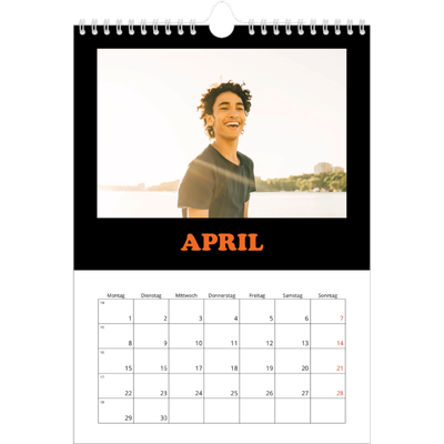 Fotokalender A4 (20 x 30 cm) — Bunte Schrift [April]