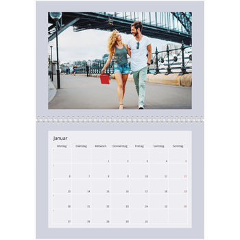 Fotokalender A4 doppelt — Farbenfroher Hintergrund
