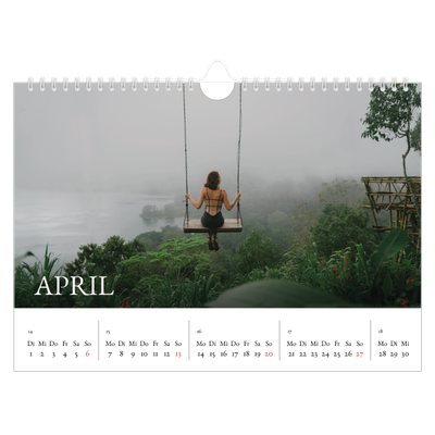 Fotokalender A4 — Einfacher Serif [April]