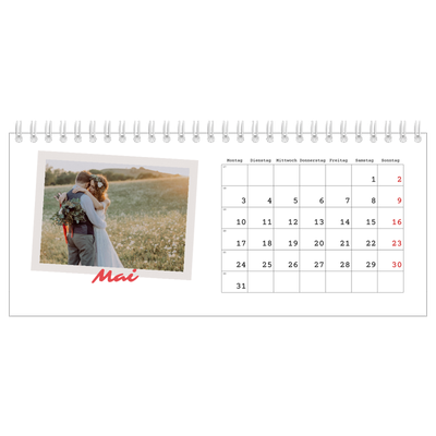 Tischkalender — Karminrote Signatur [Mai]