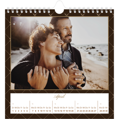 Jahreskalender Quadratisch — Vintage Schwarz-Weiß [April]