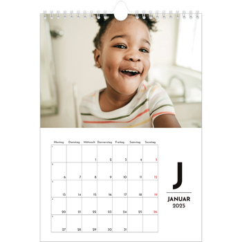 Fotokalender A4 — Buchstaben im Fokus