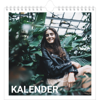 Jahreskalender Quadratisch — Großer Monat [deckblatt]