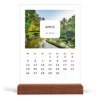 Tischkalender mit Holzfuß Hochformat  — Die ganze Geschichte [April]