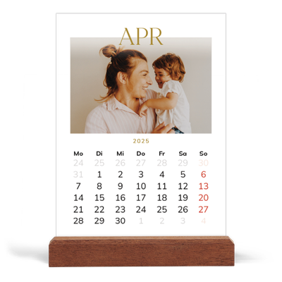 Tischkalender mit Holzfuß Hochformat  — Großer goldener Text [April]