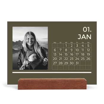Tischkalender mit Holzfuß Querformat — Modern und kräftig