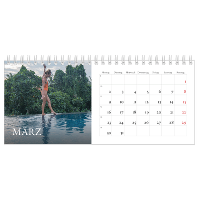 Tischkalender — Einfacher Serif [Marsch]