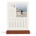 Tischkalender mit Holzfuß Hochformat  — Blühende Initialen [Januar]