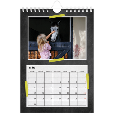 Fotokalender A5 — Fotos mit Klebestreifen-Optik [Marsch]