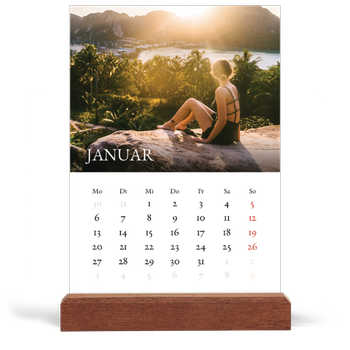 Tischkalender mit Holzfuß Hochformat — Einfacher Serif