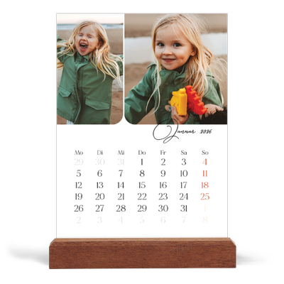 Tischkalender mit Holzfuß Hochformat  — Schrift und Schnappschüsse [Januar]