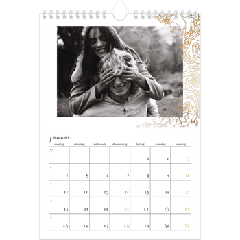 Fotokalender A4 — Goldene Blumenverzierung