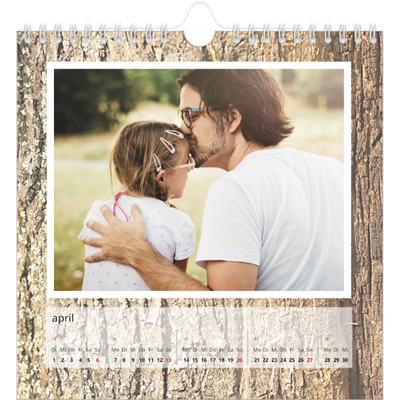 Jahreskalender Quadratisch — Holzstrukturen [April]