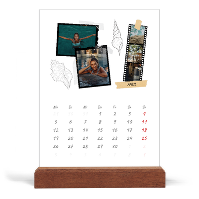 Tischkalender mit Holzfuß Hochformat  — Scrapbook-Flair [April]