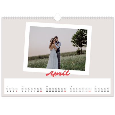 Fotokalender A3 — Karminrote Signatur [April]