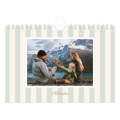 Fotokalender A5 — Schrift und Streifen [deckblatt]