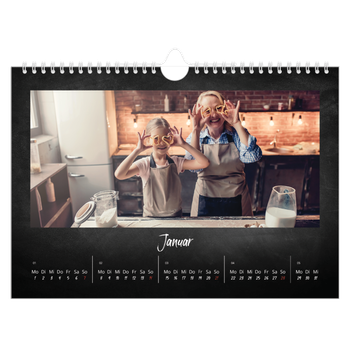 Fotokalender A4 — Kreidetafel-Stil