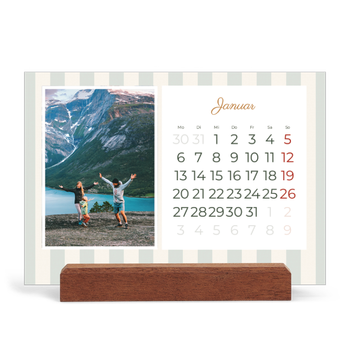 Tischkalender mit Holzfuß Querformat — Schrift und Streifen