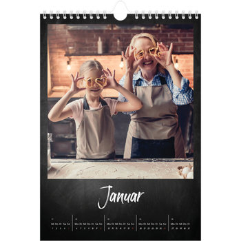 Fotokalender A4 — Kreidetafel-Stil