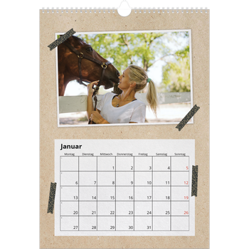 Fotokalender A3 — Fotos mit Klebestreifen-Optik