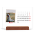Tischkalender mit Holzfuß Querformat  — Karminrote Signatur [deckblatt]